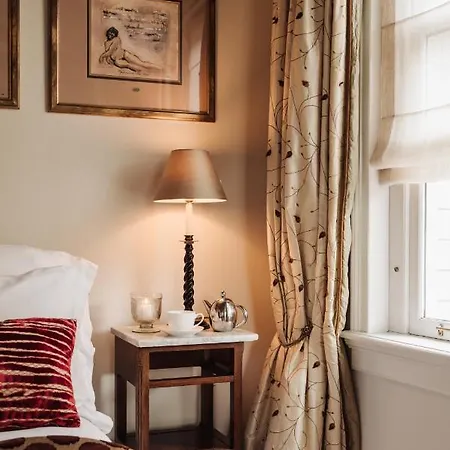 On The 4* Broek in Waterland