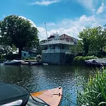 On The Lake Guest house 4*