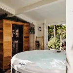 Guest house On The Lake 4*
