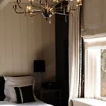 On The Lake Guest house