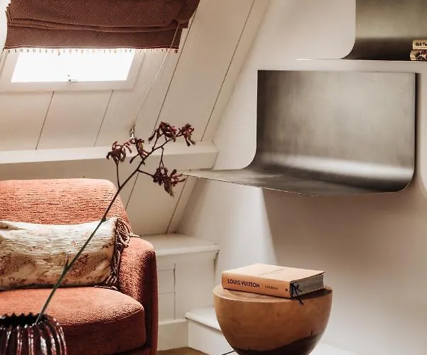 On The Πανσιόν