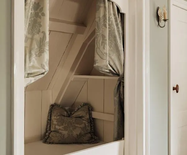 Πανσιόν On The