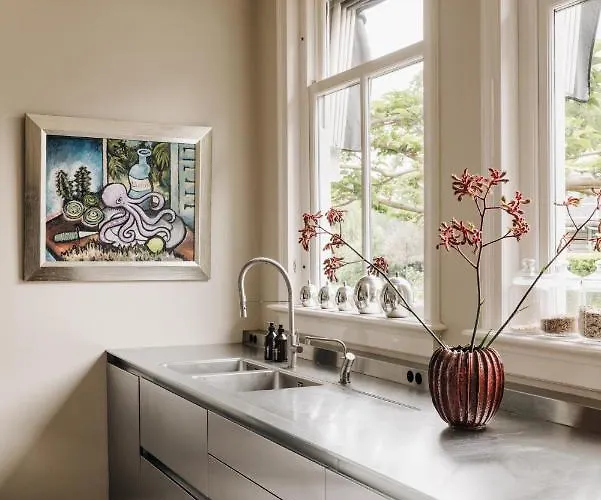 Πανσιόν On The 4*